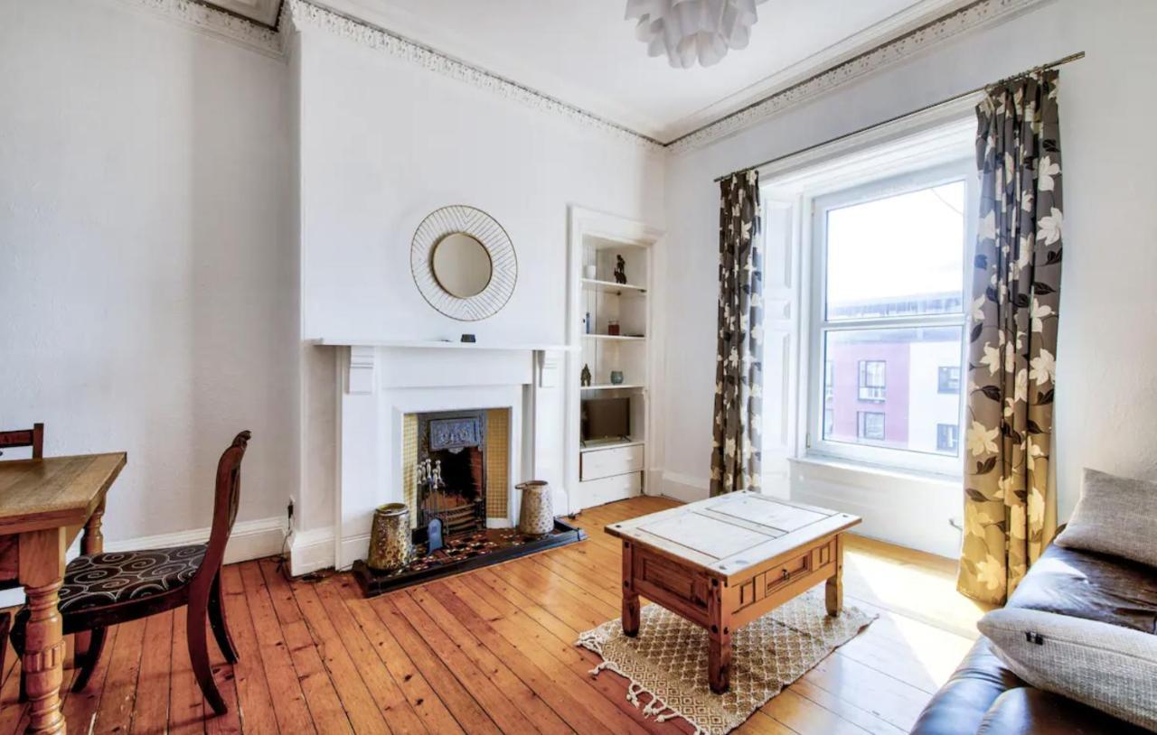 Entire Period Flat By City Centre Edinburg Exteriör bild