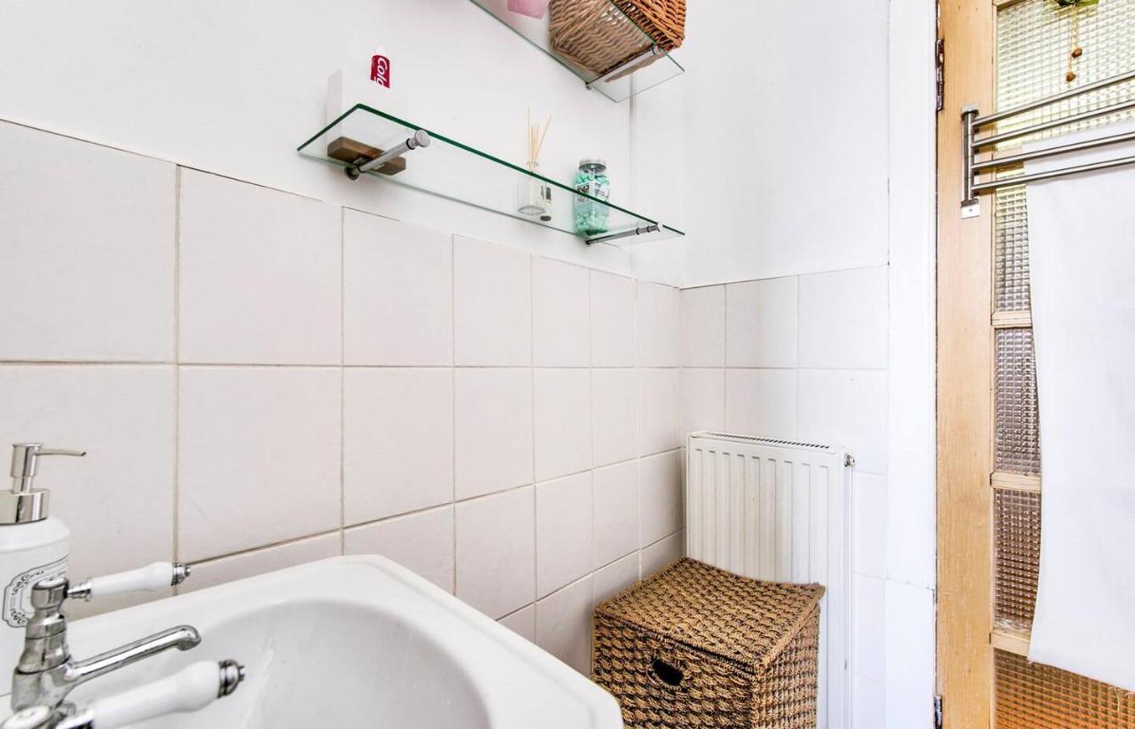 Entire Period Flat By City Centre Edinburg Exteriör bild