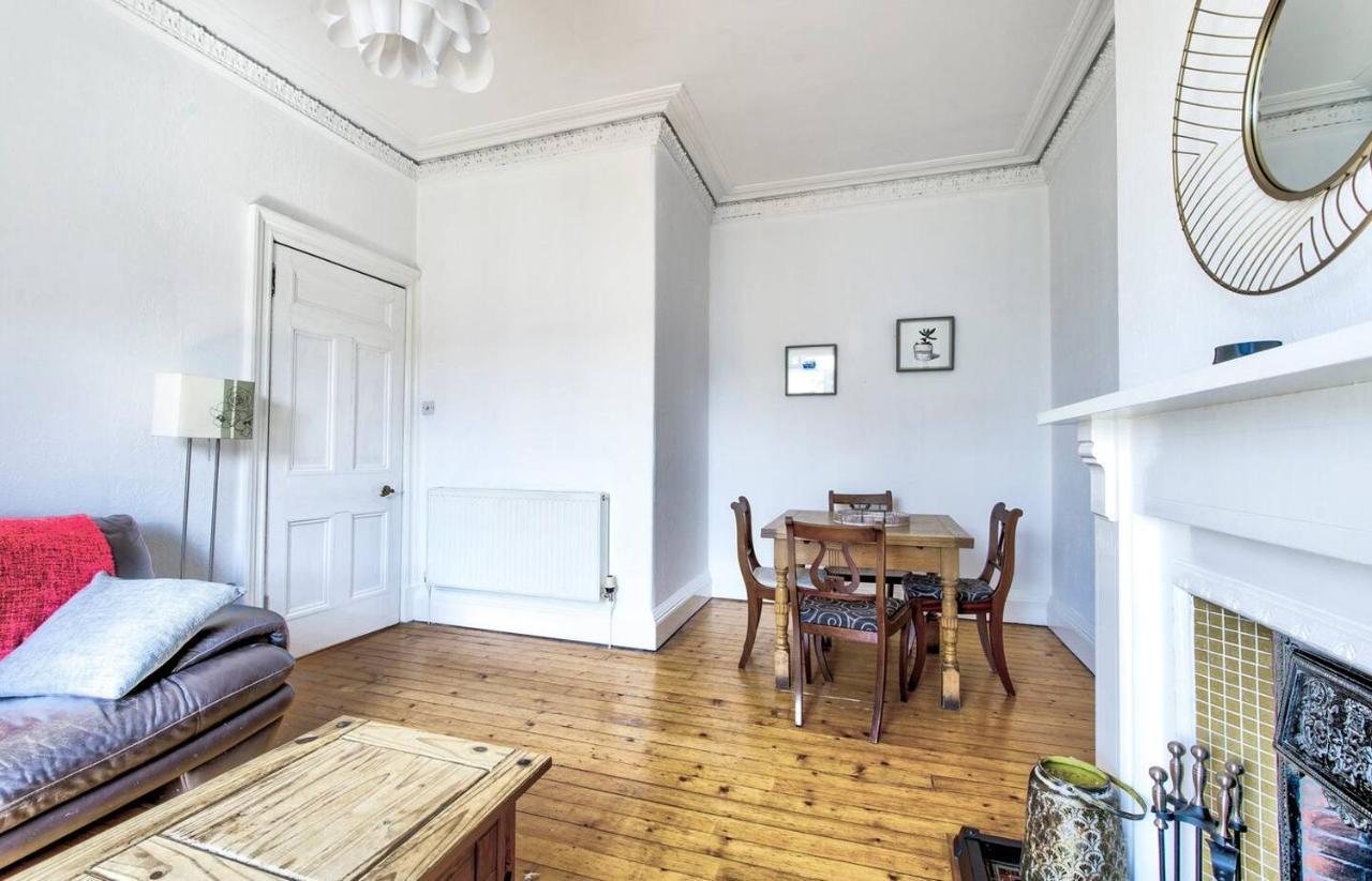 Entire Period Flat By City Centre Edinburg Exteriör bild