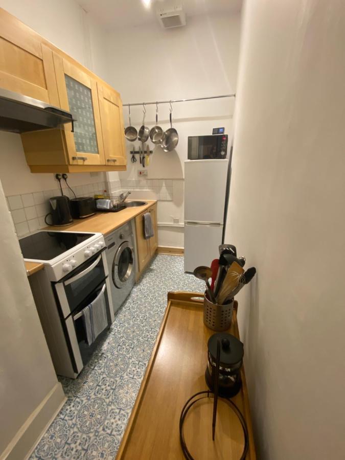 Entire Period Flat By City Centre Edinburg Exteriör bild